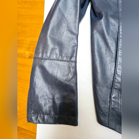 Vince steel grey leather jacket. zips and snaps, with front pockets.  women's L - Picture 6 of 16